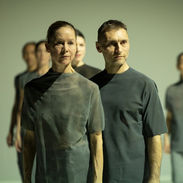 Dance On Ensemble performing MELLOWING