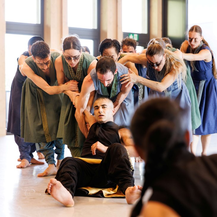 Gauthier Dance bei den Proben zu Akram Khan's "Turning of Bones" in Orsolina