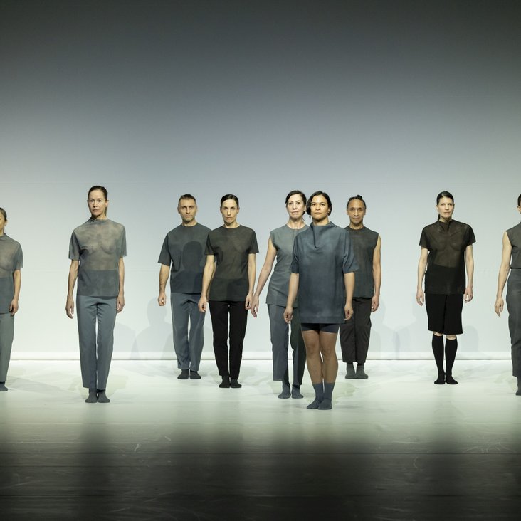 Dance On Ensemble performing MELLOWING